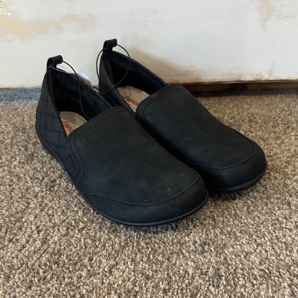 Everyday Slip-On Comfort Flats in Black